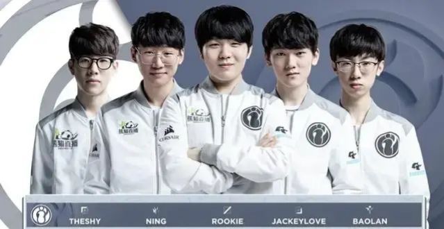 光鲜亮丽 光鲜亮丽